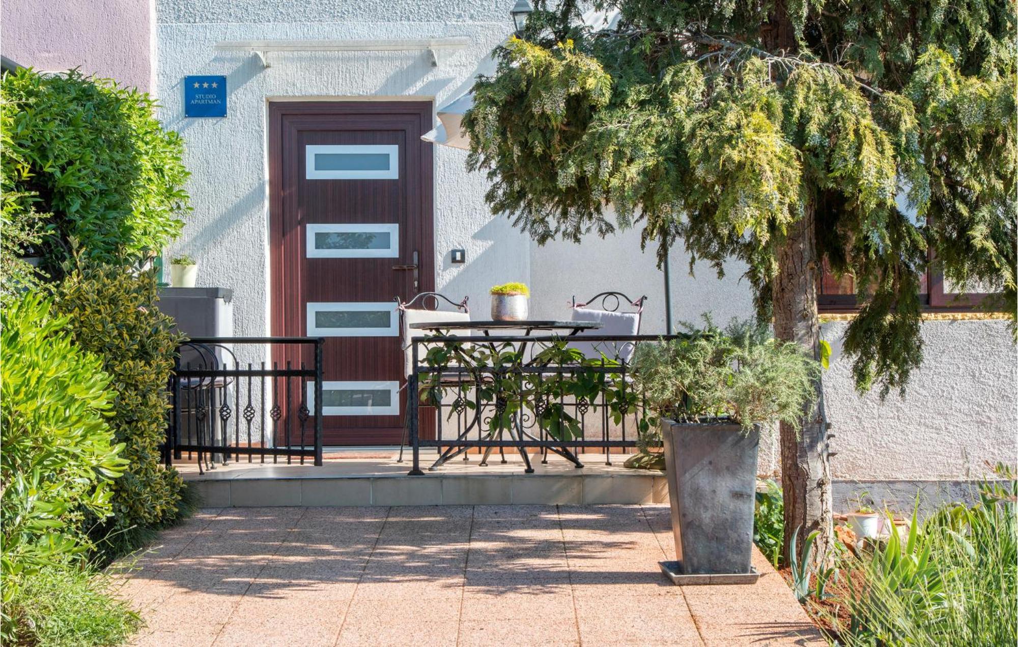 Pet Friendly In With Wifi Appartement *